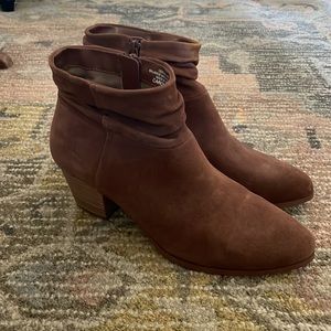 Violet & Red “Carolina” Boots